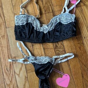 Sugar thrillz Black and Cream Lace Lingerie bra and panty NWT bra L panty M